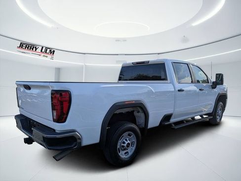 Used 2022 GMC Sierra 2500 Pro w/ Convenience Package RWD image 3
