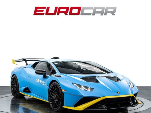 Used 2022 Lamborghini Huracan STO image 7