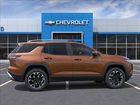 New 2027 Chevrolet Equinox LT w/ Convenience Package II AWD/4WD image 5