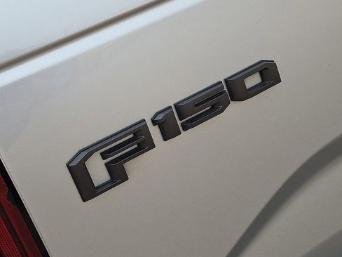 Used 2017 Ford F150 Raptor w/ Equipment Group 802A Luxury image 12