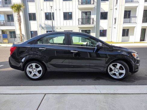 Used 2015 Chevrolet Sonic LTZ image 5