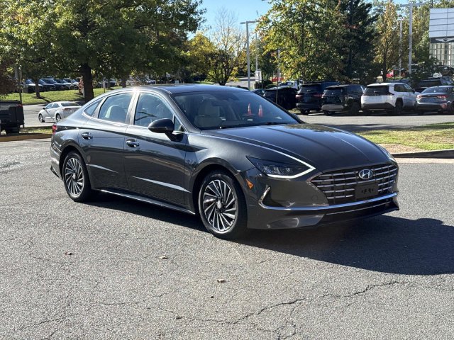 Used 2022 Hyundai Sonata SEL FWD image 1