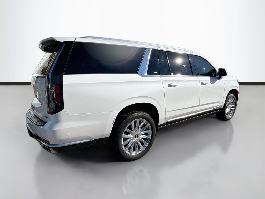 Used 2024 Cadillac Escalade ESV Premium Luxury w/ Performance Package AWD/4WD image 5