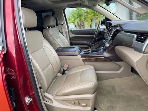 Used 2016 Chevrolet Suburban LT image 24