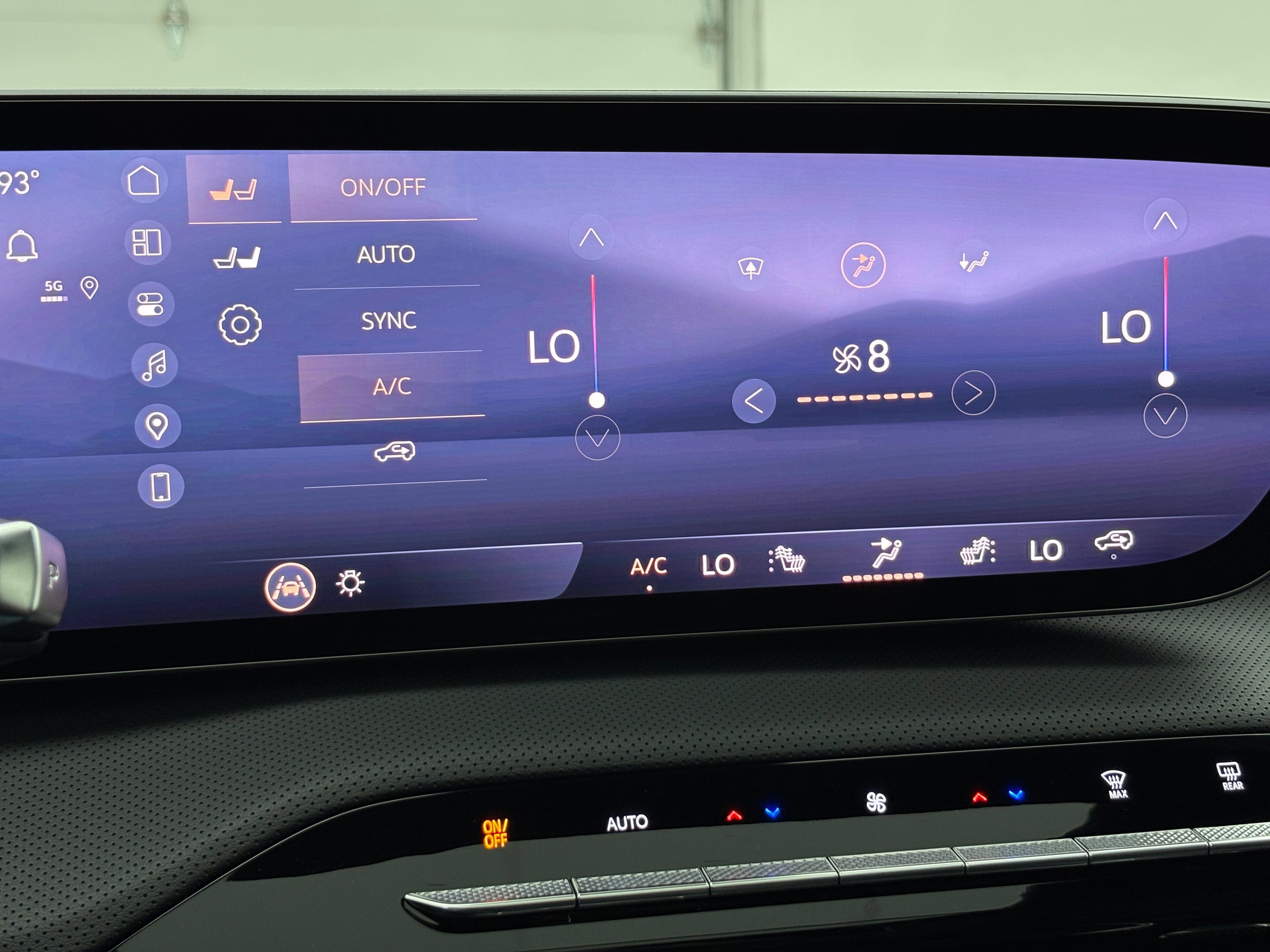 New 2027 Buick Enclave Preferred w/ Power Package AWD/4WD image 30