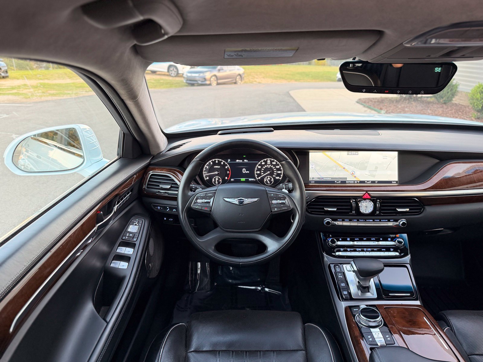 Used 2017 Genesis G90 3.3T Premium RWD image 44