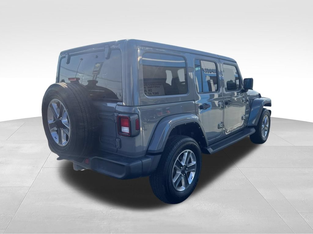 Used 2022 Jeep Wrangler Unlimited Sahara AWD/4WD image 11
