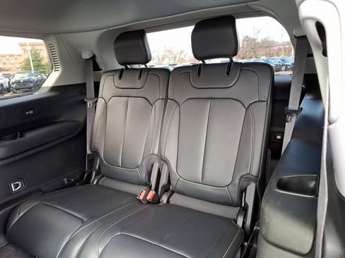 Used 2021 Jeep Grand Cherokee L Limited image 10