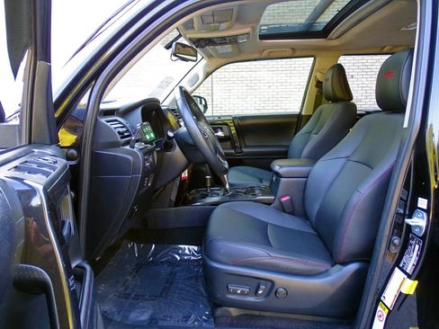 Used 2019 Toyota 4Runner TRD Pro AWD/4WD image 12