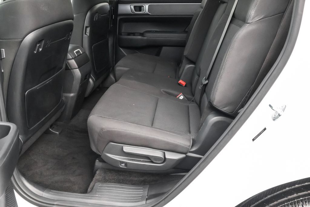 Certified 2026 Hyundai Santa Fe SE AWD/4WD image 26