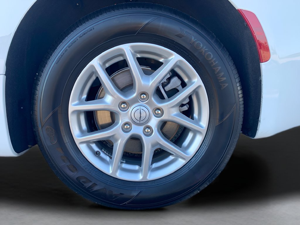 Used 2026 Chrysler Pacifica Select FWD image 38