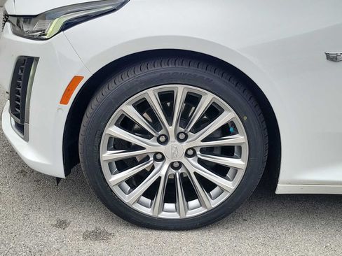 Used 2022 Cadillac CT5 Premium Luxury w/ Parking Package AWD/4WD image 5