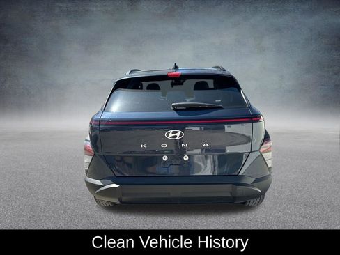 Certified 2025 Hyundai Kona SEL FWD image 4