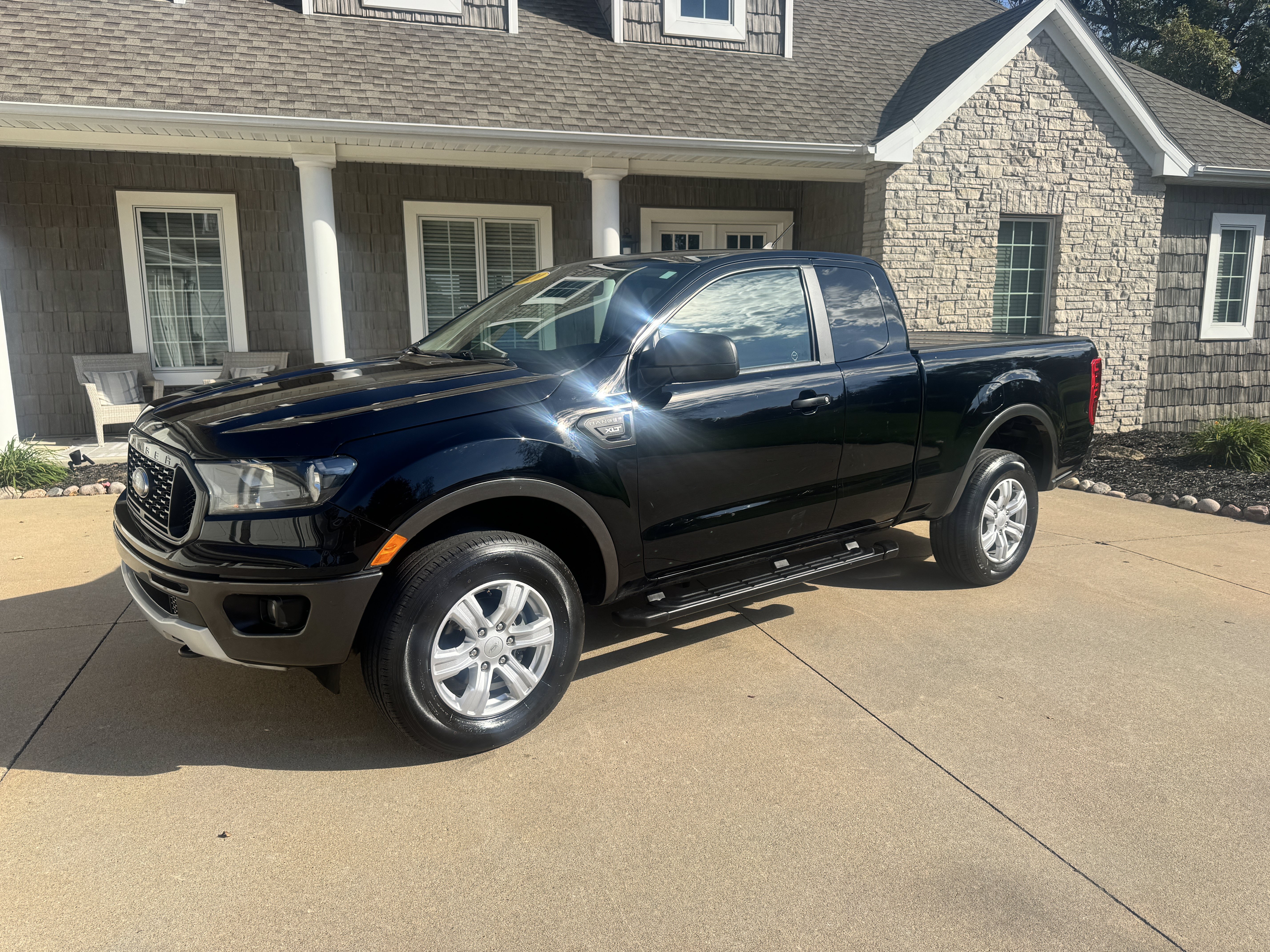 Used 2020 Ford Ranger XLT w/ FX4 Off-Road Package AWD/4WD image 2