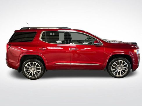 Used 2023 GMC Acadia Denali w/ Denali Ultimate Package AWD/4WD image 7