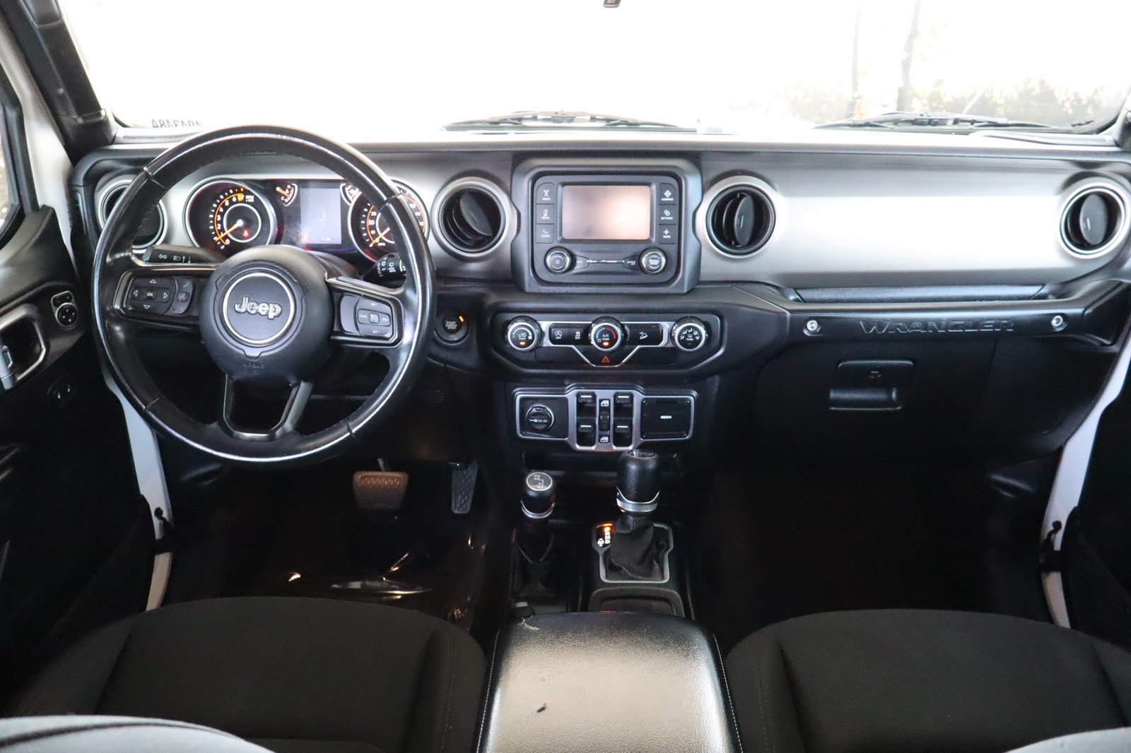 Used 2018 Jeep Wrangler Unlimited Sport S AWD/4WD image 65