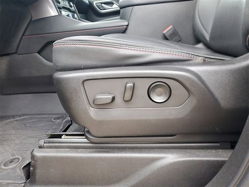 Used 2022 Chevrolet Tahoe RST w/ Luxury Package image 17