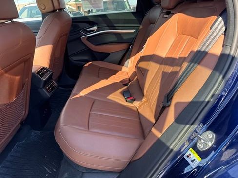 Used 2022 Audi e-tron Premium image 25