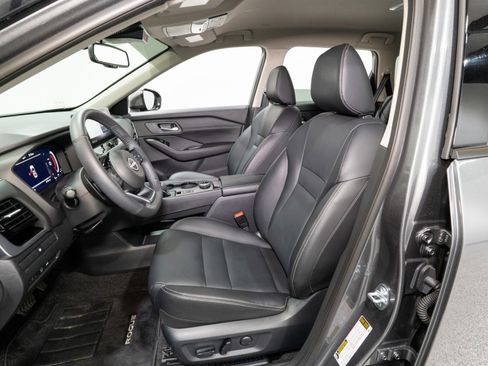 Used 2024 Nissan Rogue SL image 15