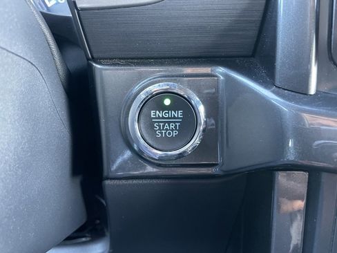 Used 2022 Ford F150 XLT w/ Equipment Group 302A High image 46