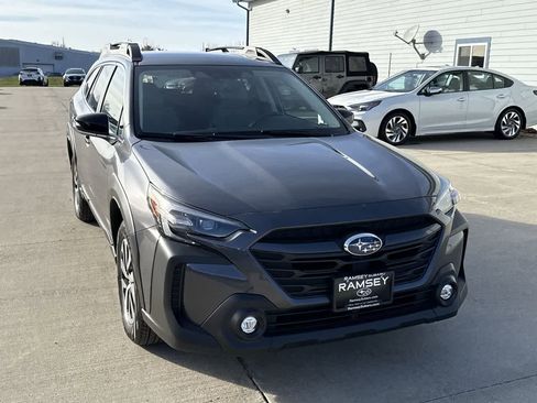 Certified 2025 Subaru Outback Premium w/ Popular Package #1A image 8