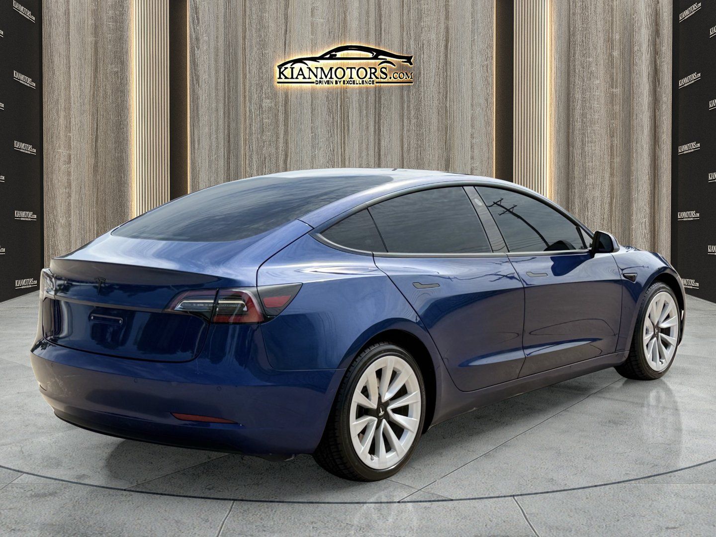 Used 2022 Tesla Model 3 Standard Range RWD image 10
