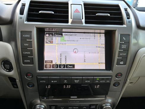 Used 2017 Lexus GX 460 Premium w/ Premium Package AWD/4WD image 20