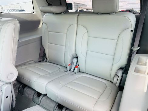 Used 2017 GMC Acadia SLT FWD image 29