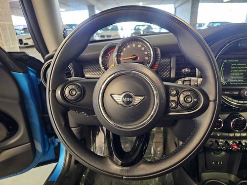 Used 2016 MINI Cooper S image 11