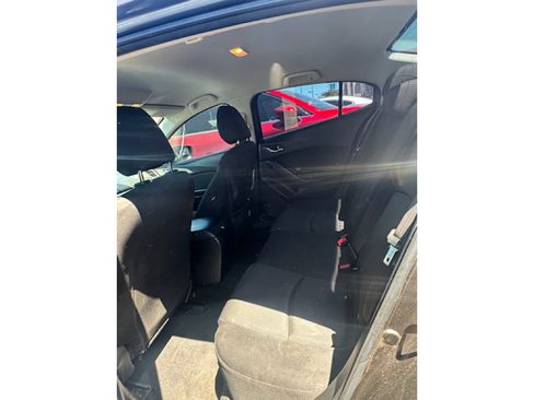 Used 2017 MAZDA MAZDA3 Sport FWD image 7