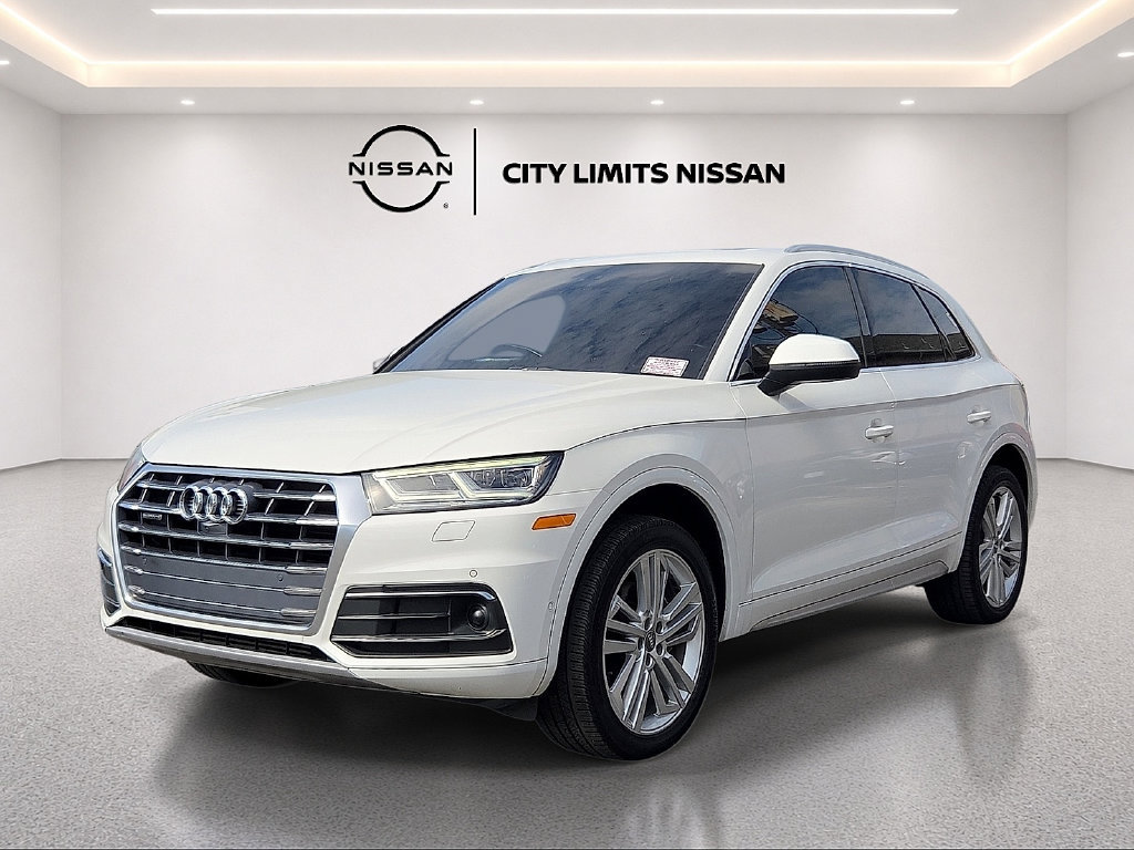 Used 2020 Audi Q5 Prestige w/ Prestige Package AWD/4WD image 2