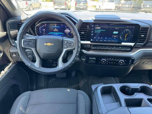 Used 2026 Chevrolet Silverado 1500 LT AWD/4WD image 19