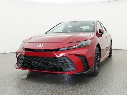 New 2026 Toyota Camry SE FWD image 32