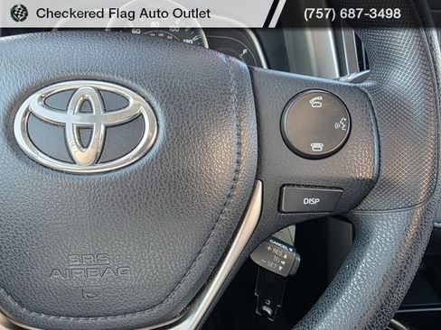 Used 2014 Toyota RAV4 XLE image 28