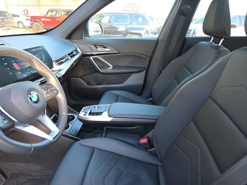 Used 2026 BMW X1 xDrive28i image 10