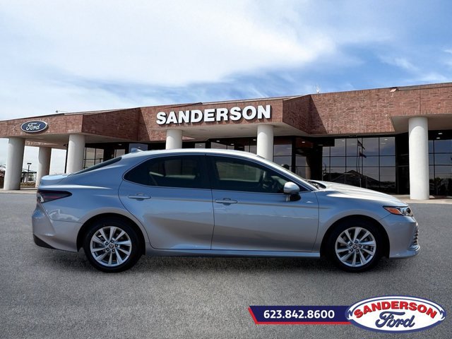Used 2023 Toyota Camry LE FWD image 2