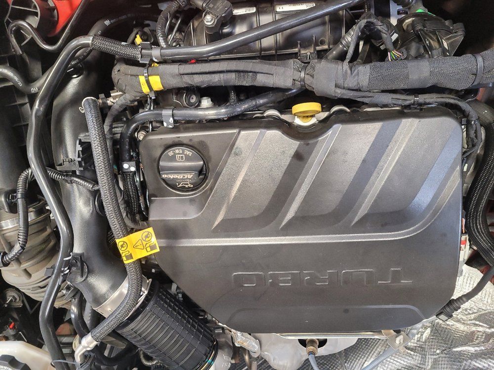 Used 2024 Chevrolet Trax LT w/ Driver Confidence Package FWD image 30