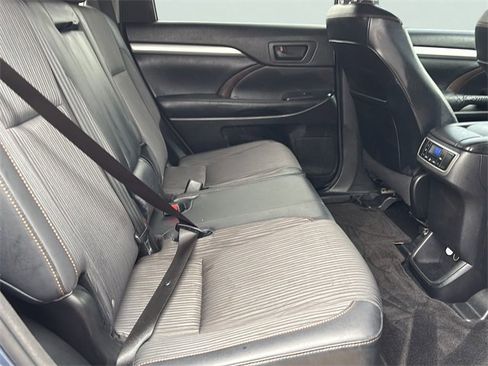 Used 2014 Toyota Highlander Plus image 13