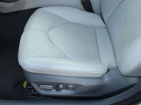 Certified 2021 Toyota Camry XLE w/ Navigation Upgrade Package image 16