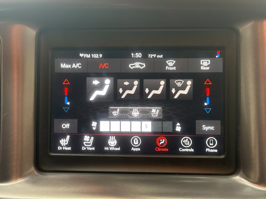 Used 2019 Dodge Charger SXT w/ Leather Interior Group RWD image 14