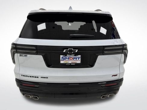 New 2026 Chevrolet Traverse RS image 5