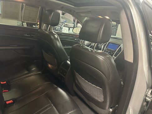 Used 2015 Cadillac SRX Luxury w/ Driver Awareness Package image 60