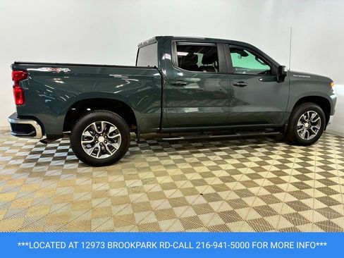 Used 2025 Chevrolet Silverado 1500 LT AWD/4WD image 4
