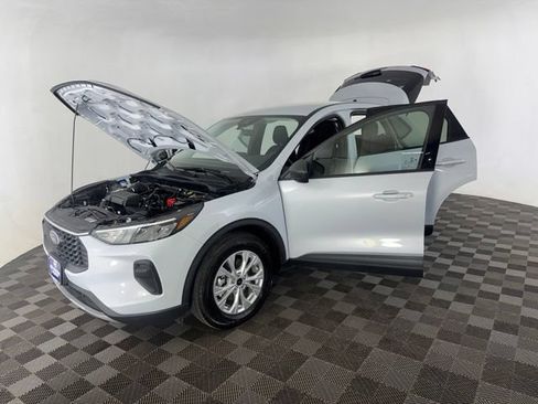 Used 2025 Ford Escape Active FWD image 14