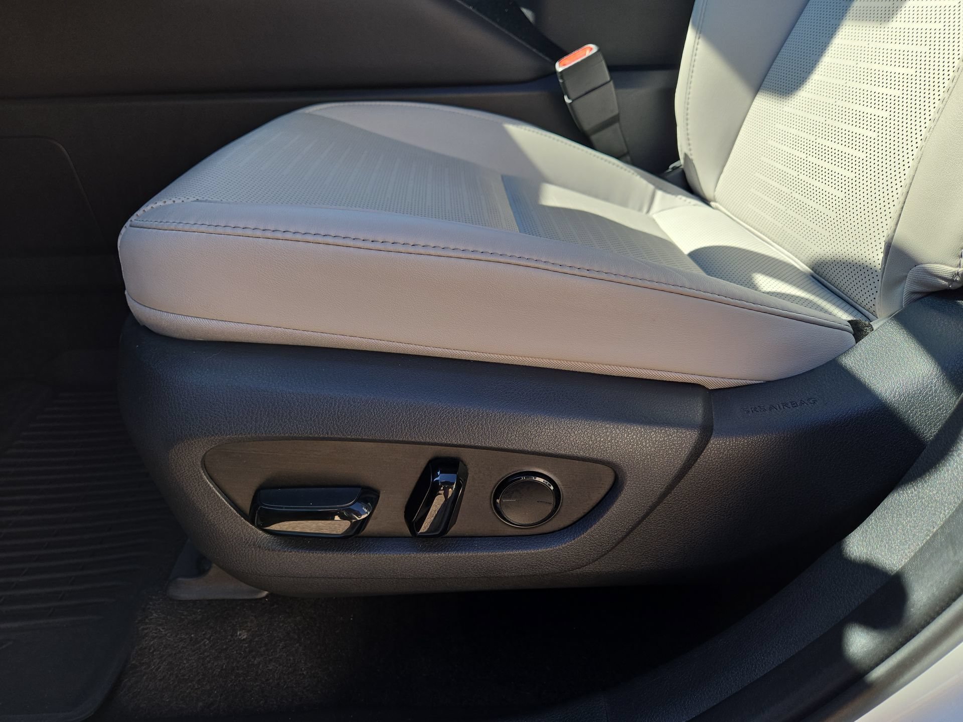 Used 2024 Lexus TX 350 FWD w/ Captains Chair Package image 17