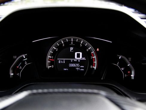 Used 2017 Honda Civic Sport image 33