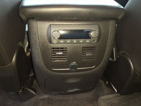 Used 2010 Chevrolet Avalanche LT w/ Luxury Package image 9