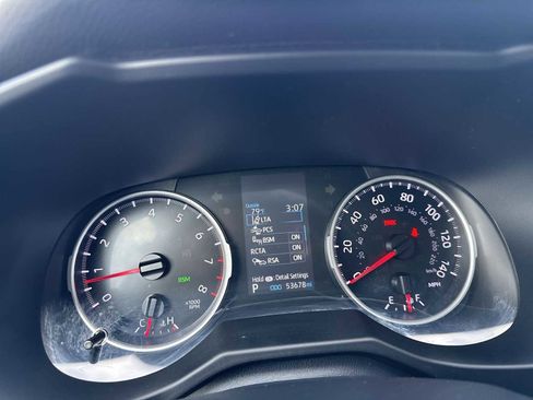 Used 2022 Toyota RAV4 XLE image 30