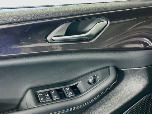 Certified 2023 Jeep Grand Cherokee Laredo w/ Luxury Tech Group I image 27