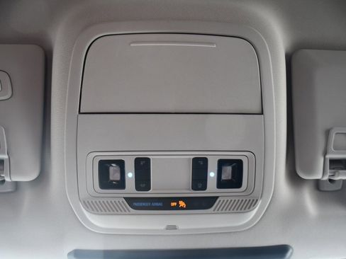 Used 2025 Ford Mustang Mach-E Premium image 27